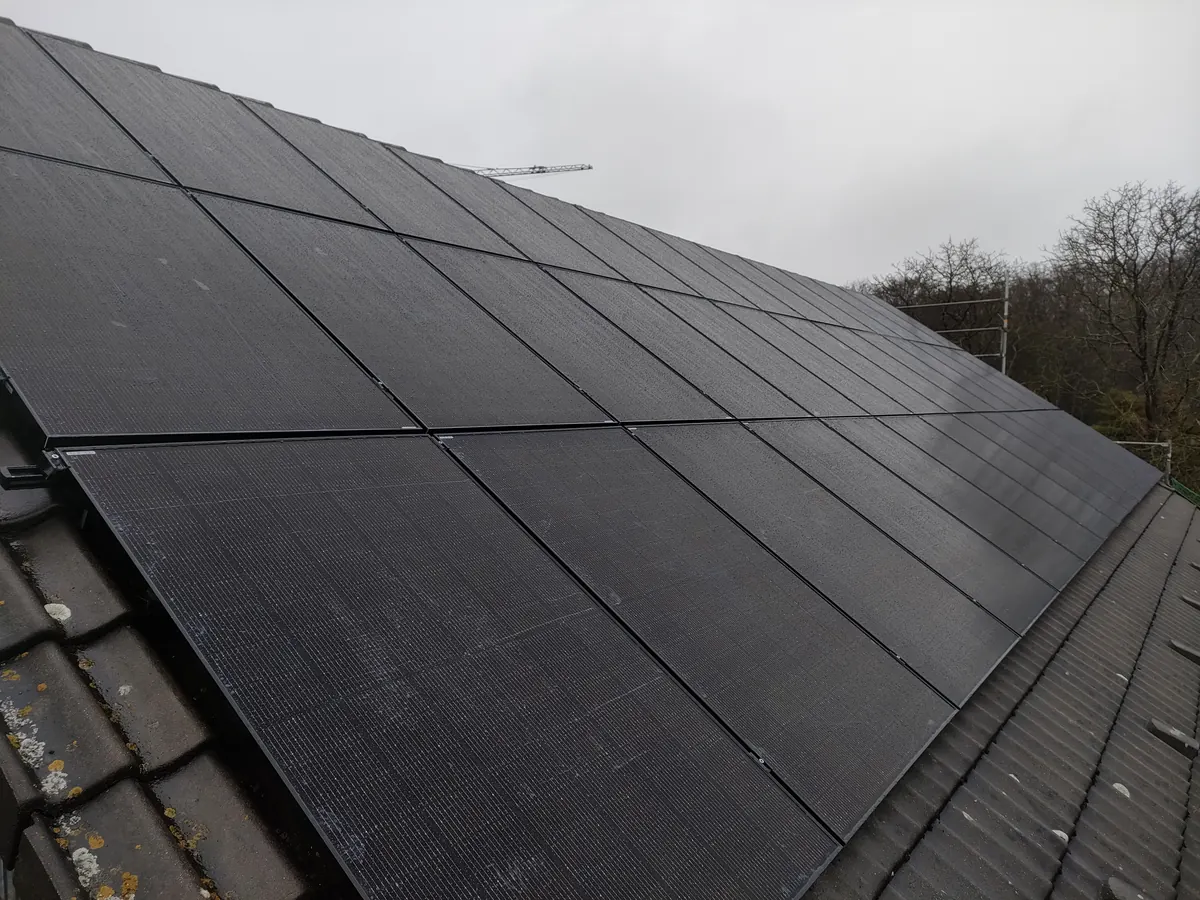 15 kWp, Full-Black-Module
